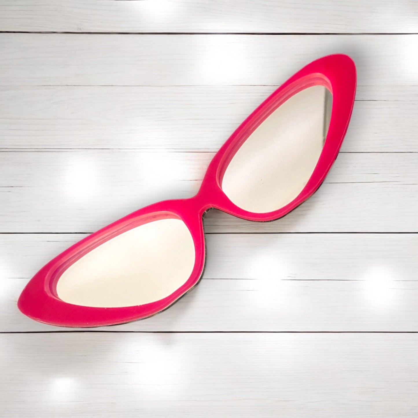 Retro Glasses Shaped Wall Mirrors