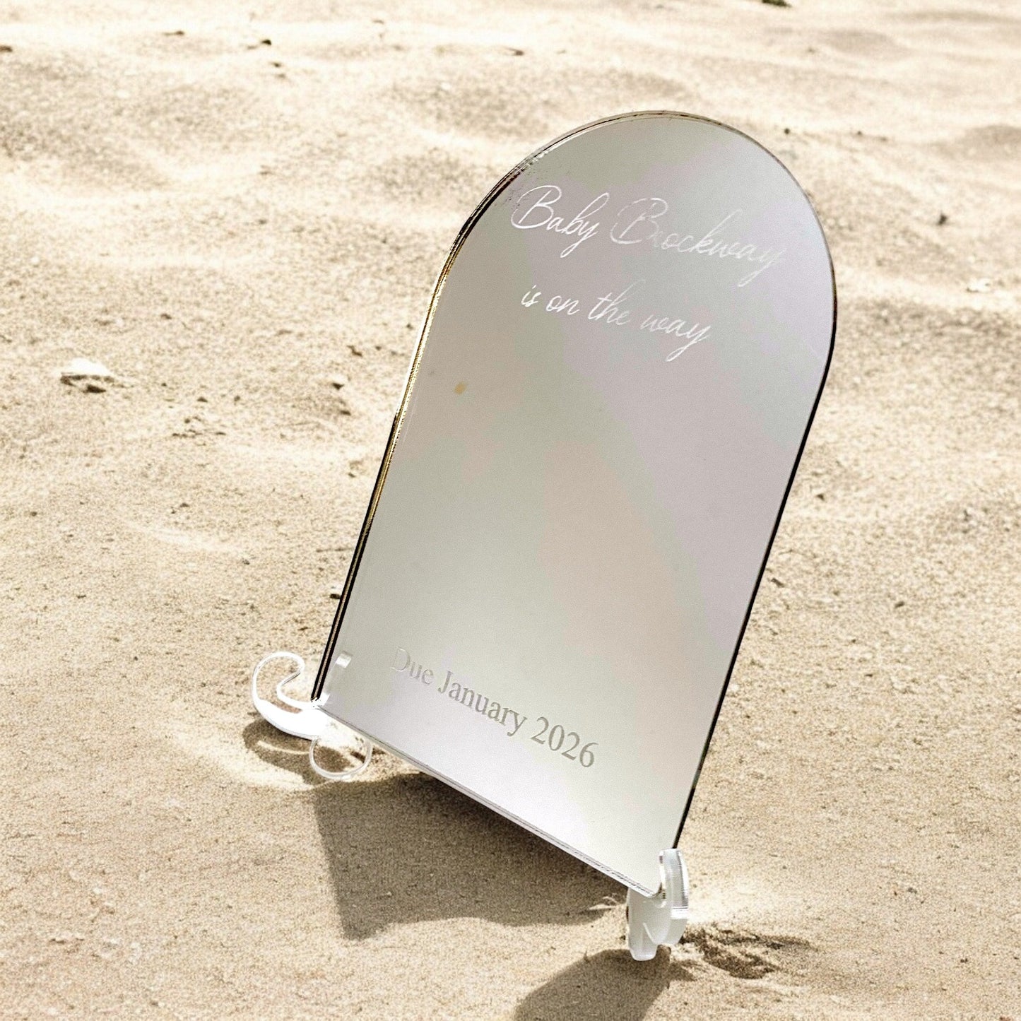 Baby on the Way, Arch Mirror