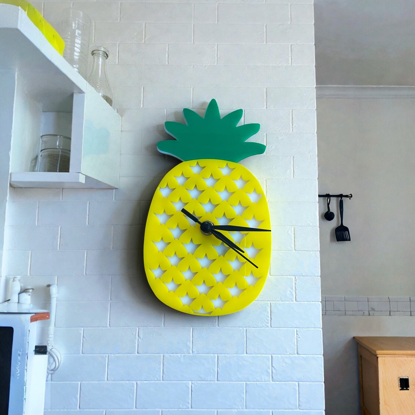 Pineapple Clock