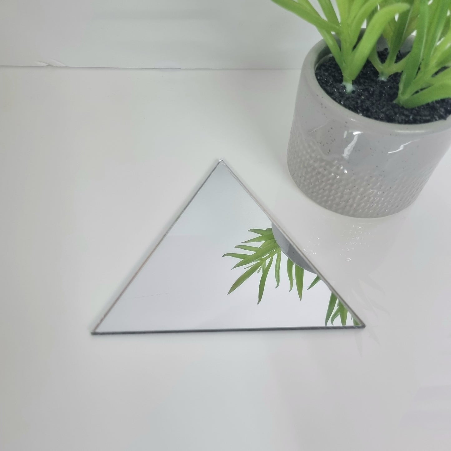 Triangle Mirror