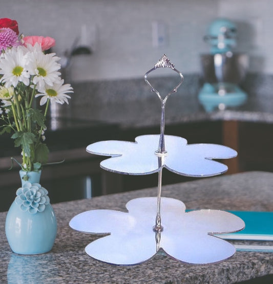 Two Tier Daisy Cake Stand